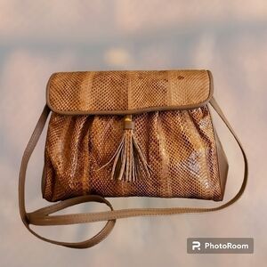 3/$30 VTG 1970s TOWANNY Genuine Snakeskin Shoulder Flap Purse